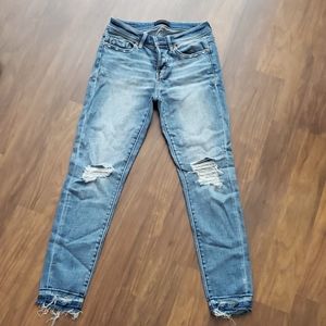 Buckle Black Jeans size 25 ankle skinny